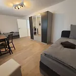 Adam Gaestehaus Bei Magdeburg-ideal Fuer Monteure Und Firmen Ferienhaus