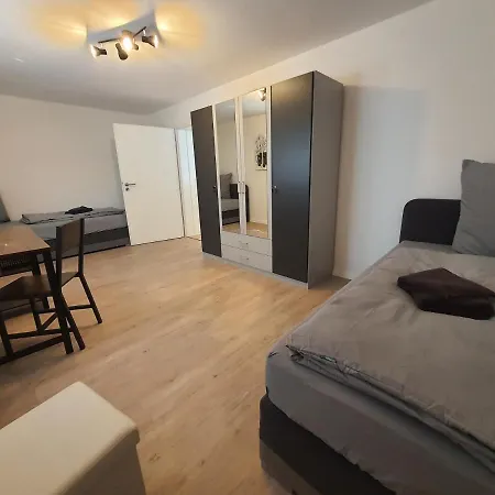 Adam Gaestehaus Bei Magdeburg-ideal Fuer Monteure Und Firmen Holiday home